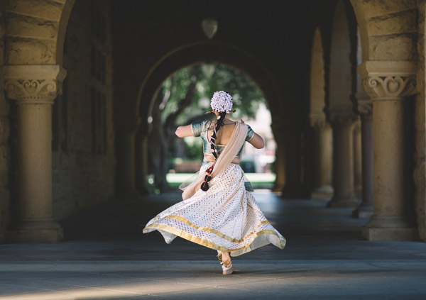 印度舞蹈女子
